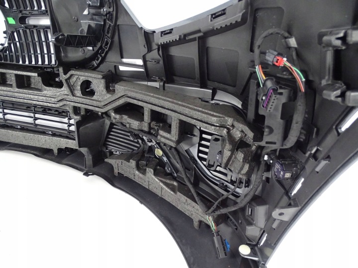 PARE-CHOCS AVANT AVANT MERCEDES GLC 254 A254 W254 VERSION 6X PDC