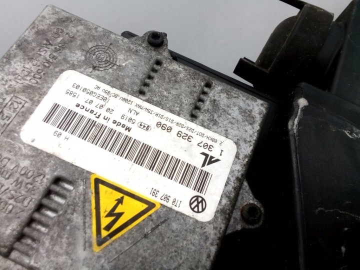 VW GOLF V 5 PHARE GAUCHE AVANT AVANT XÉNON KSENONOWA 1K6941031