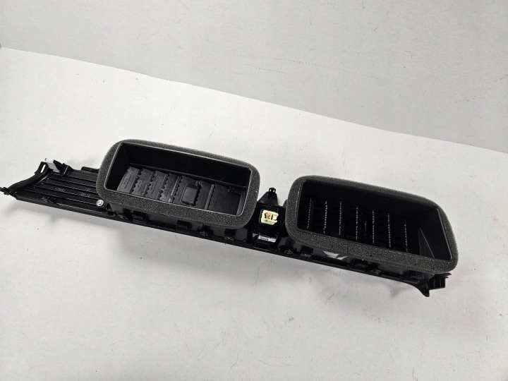 HYUNDAI IONIQ 5 GRILLE CONDUIT D'AIR CENTRALE BOUTON FEUX D'URGENCE 97410GI