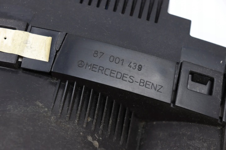 MERCEDES W203 COUPÉ COMPTEUR TABLEAU DE BORD COMPTEUR DE VITESSE EUROPE A2035408111
