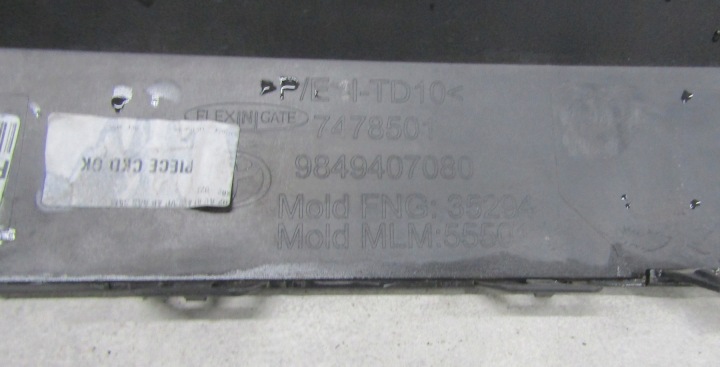 PARE-CHOCS AVANT AVANT TOYOTA PROACE II LIFT 23-