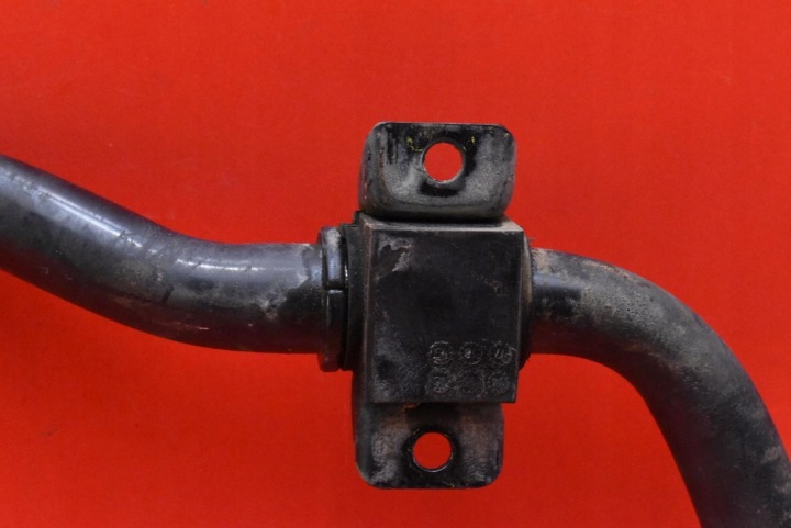 BARRE DE LIAISON STABILISATEUR AVANT GX73-5482-AD JAGUAR XE X760 2.0 D 180 KM 14-19