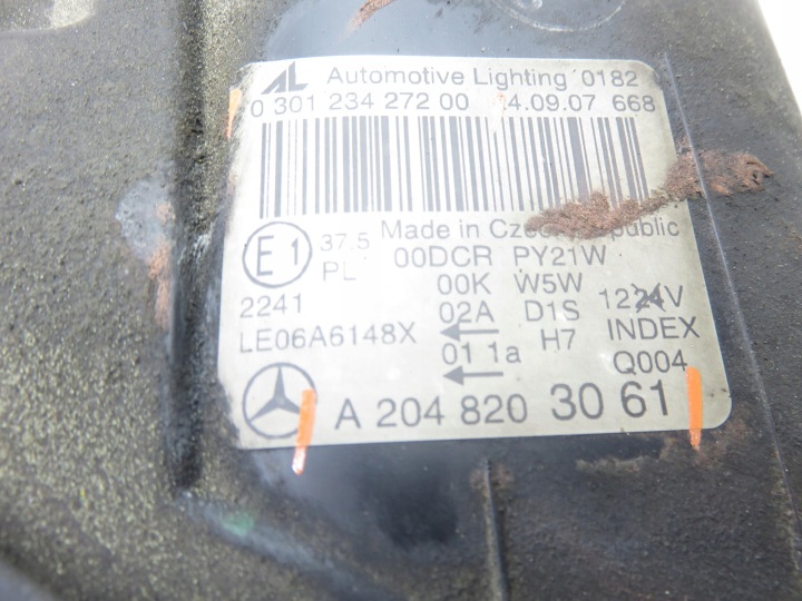 PHARE DROITE AVANT MERCEDES W204 A2048203061 030123427200