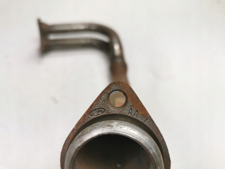 TUYAU COLLECTEURS FORD ESCORT III IV OE 1640023