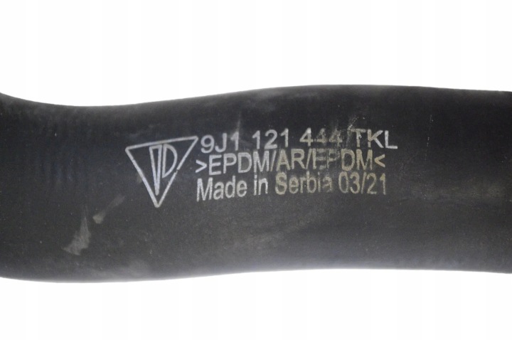 TUYAU REFROIDISSEMENT PORSCHE TAYCAN 9J1121444 21452271 460KW 2021