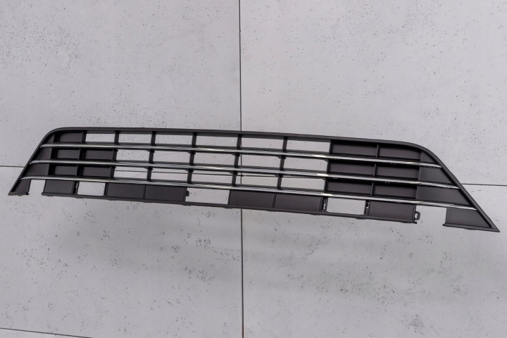 VW TOUAREG II 7P 2014-2018 GRILLE AVANT PARE-CHOCS 7P6853671H