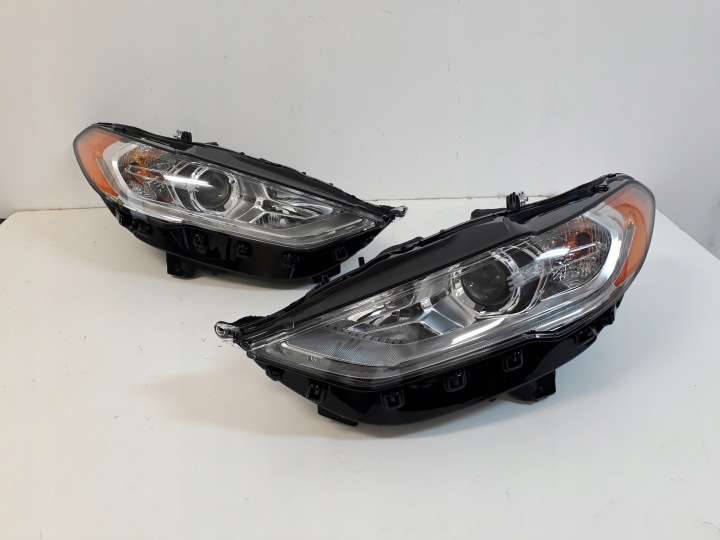 2 X PHARE AVANT LED INFÉRIEUR FORD FUSION USA LIFT 2017-20 NEUF PROJECTEUR 2 PIÈCES