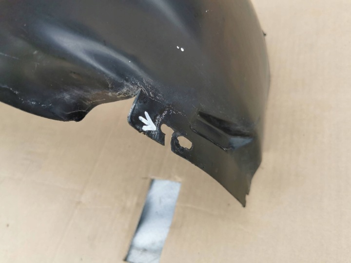 VW JETTA 1K5 GOLF VI UNIVERSEL 1K9 PASSAGE DE ROUE AVANT DROIT AVANT 1K5805978B
