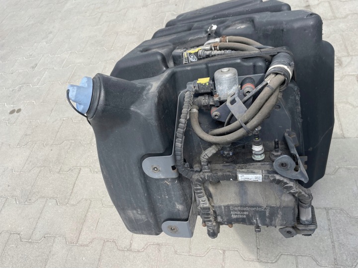 RÉSERVOIR POMPE CAPTEUR ADBLUE 2134681 DAF XF 106