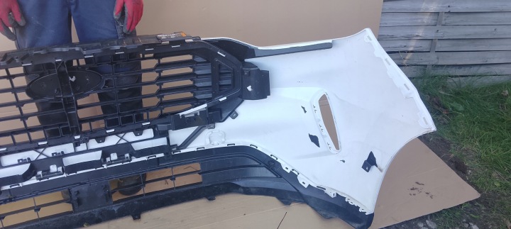 PARE-CHOCS AVANT AVANT FORD CUSTOM MK2 23-25ROK PZ31-R17757 PZ31-17E778-A