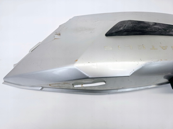 PEUGEOT SATELIS DÉFLECTEUR D'AIR DROITE CÔTÉ COLLECTEUR DROIT PLASTIQUE PHARE ARRIÈRE DROITE
