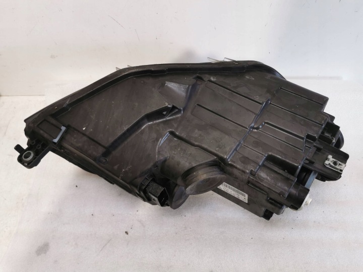 PROJECTEUR AVANT CÔTÉ GAUCHE PHARE VOLKSWAGEN CADDY 2K1941015B
