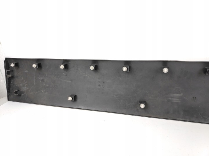 MERCEDES SPRINTER W910 MOULURE LATÉRALE PORTES GAUCHE A9106906800