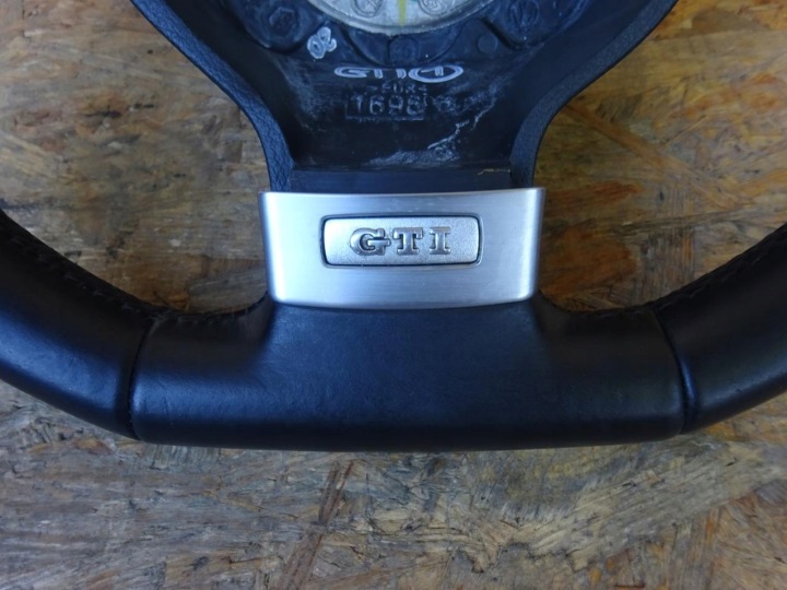 VW GOLF V R32 GTI SCIROCCO VOLANT CUIR 1K0419091CA
