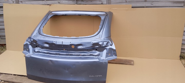 COUVERCLES DE COFFRE ARRIÈRE ARRIÈRE TESLA Y JUNIPER LIFT 25-26ROK 1948568-00-F 1895735-00-H