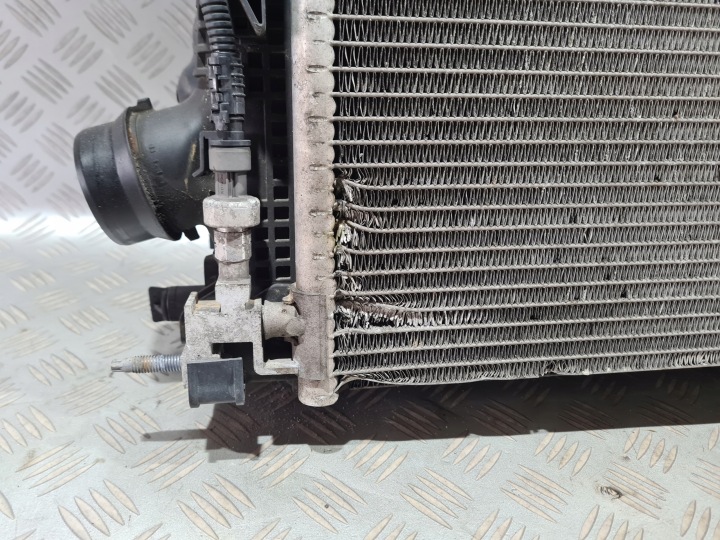 ENSEMBLE RADIATEURS RADIATEUR EAU ÉCHANGEUR D'AIR DE SURALIMENTATION ZAFIRA C ASTRA J 2.0 CDTI