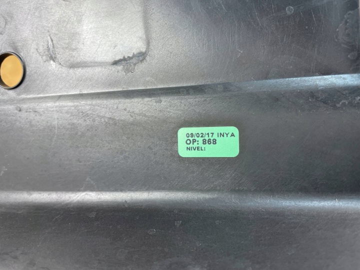 PROTECTION REVÊTEMENT PANNEAU AVANT NISSAN PULSAR 62322-3ZL0A 2014-