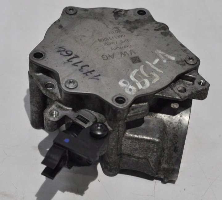 AUDI A5 8T 8F 2013 POMPE PRESSION VIDE