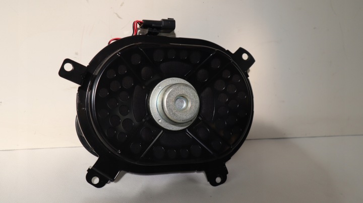 LAND ROVER DISCOVERY SPORT L550 HAUT-PARLEUR SUBWOOFER FK72-18808-AC