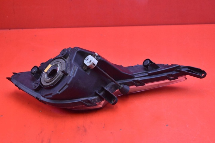PHARES ANTIBROUILLARD GAUCHE AVANT AVANT 92201-3Z010 HYUNDAI I40 VF 11-15
