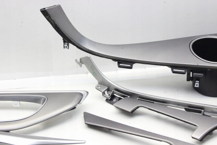 BAGUETTES DÉCORATIF INTÉRIEUR INFINITI Q50 809254GA0AN 27982595 3.5L 268KW 2014