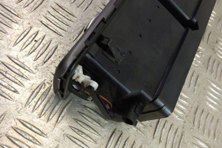 ADMISSION AIR CONSOLES AUDI A6 AVANT (4F5, C6) 4B1820951 1.9L DIESEL 2003