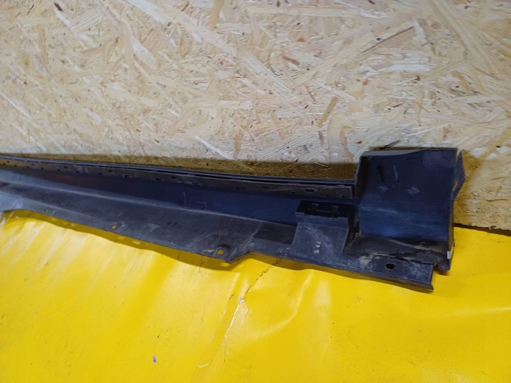 VW PASSAT B5.5 (01-05) MOULURE SEUIL SEUIL GAUCHE 3B0853855D