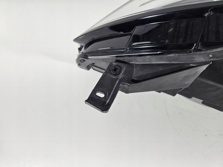 PHARE DROITE AVANT AVANT FORD PUMA 2019- LED POUCES EUROPE