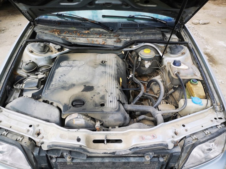 AUDI A6 VITRE DE PORTIÈRE ARRIÈRE DROIT 1995 2.5L DOT27M24100AS2