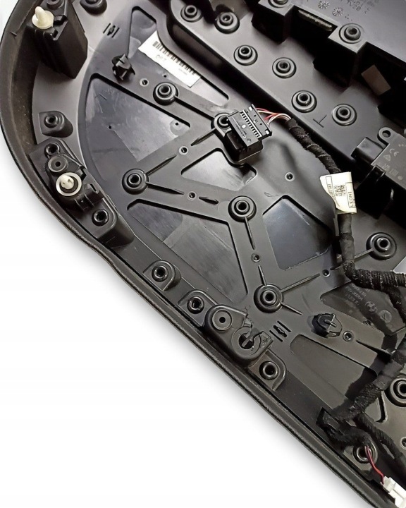 COLLECTEUR PORTES AVANT BMW 4 G22 G23 G24 G26 51415A34316