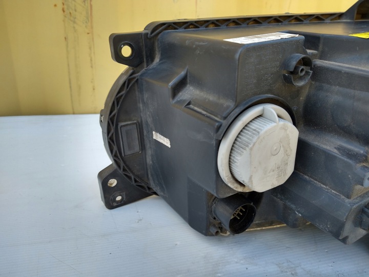 RANGE ROVER VOGUE L322 LIFT PHARE BI XÉNON DROITE AVANT AH4213W029AC ANGLAIS