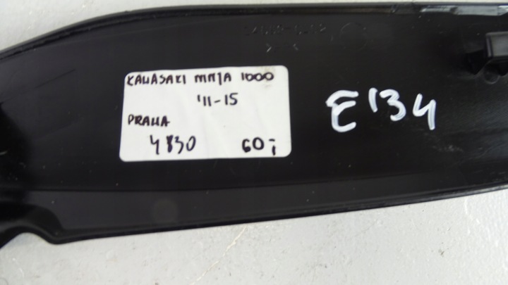 E134 KAWASAKI NINJA ZX 1000 10-16 PROTECTION DÉFLECTEUR D'AIR REMPLISSAGE