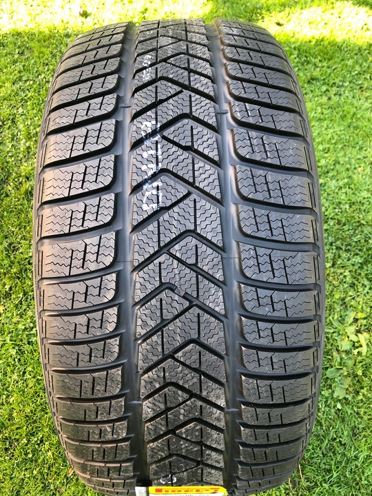 4 PIEZAS PIRELLI SOTTOZERO 3 275/35R21 + 315/30R21 PORSCHE PANAMERA 