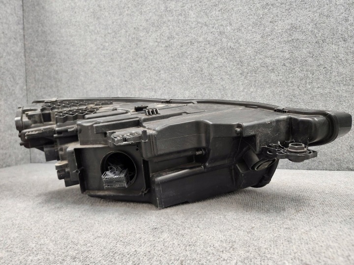 PROJECTEUR PHARE AVANT AVANT GAUCHE AUDI E-TRON Q8 4KE COMPLET LED 18-