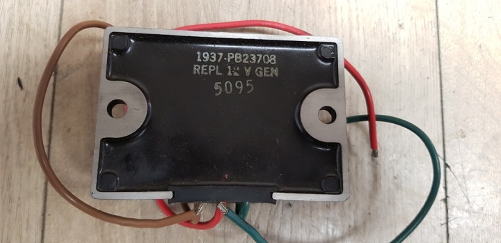 RÉGULATEUR TENSION HARLEY DAVIDSON RESTYLAGE XL 74510-64