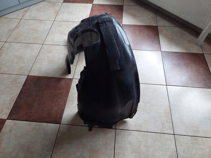 PASSAGE DE ROUE DROIT AVANT AUDI Q3 II RS 83A