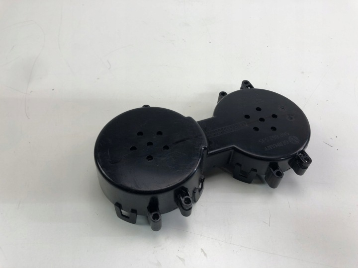 VW SEAT FIXATION POIGNÉE SUR GODETS 5N0862535
