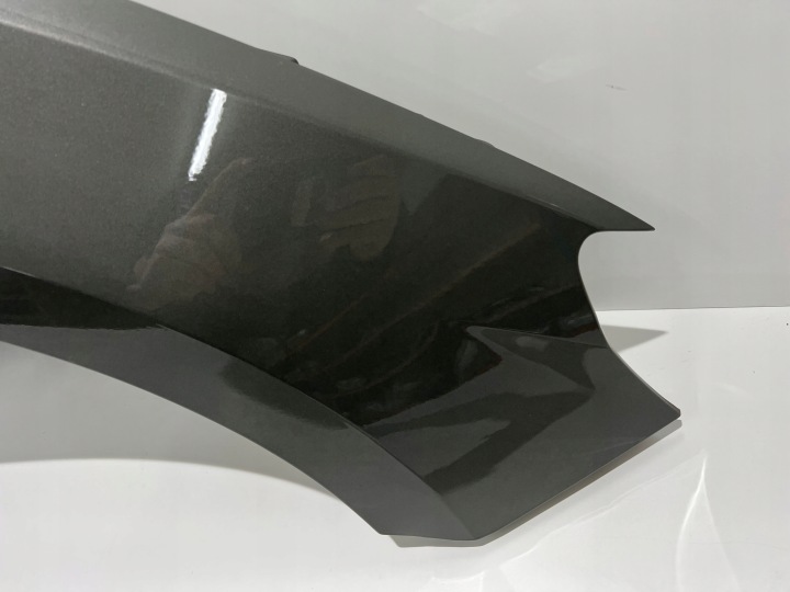 AILE DROIT AVANT AUDI A1 82A