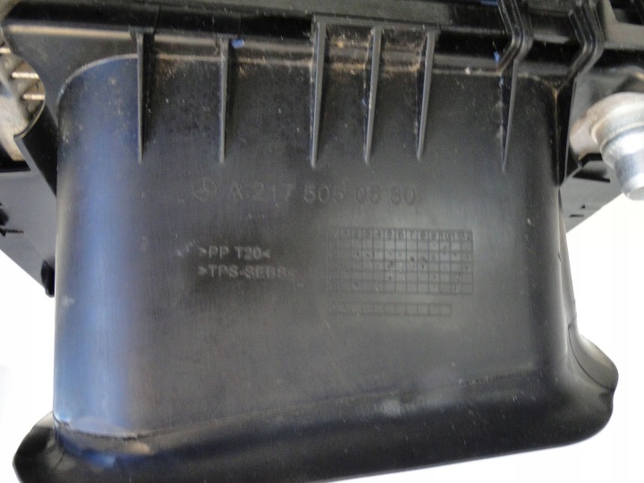 MERCEDES RADIATEUR EAU DANS PASSAGE DE ROUE AVEC CLASSE 222 W222 A0995003203