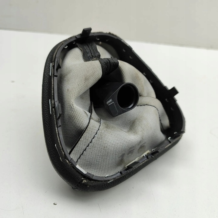 POMMEAU DE VITESSE CHANGEMENTS VITESSE OPEL MOVANO B FURGON 95530614 30753596 2.3L 96KW 2019