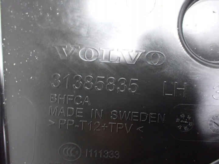 DOUBLURE DE PASSAGE DE ROUE EUROPE ORIGINAL 31385835 VOLVO XC90 II 18R