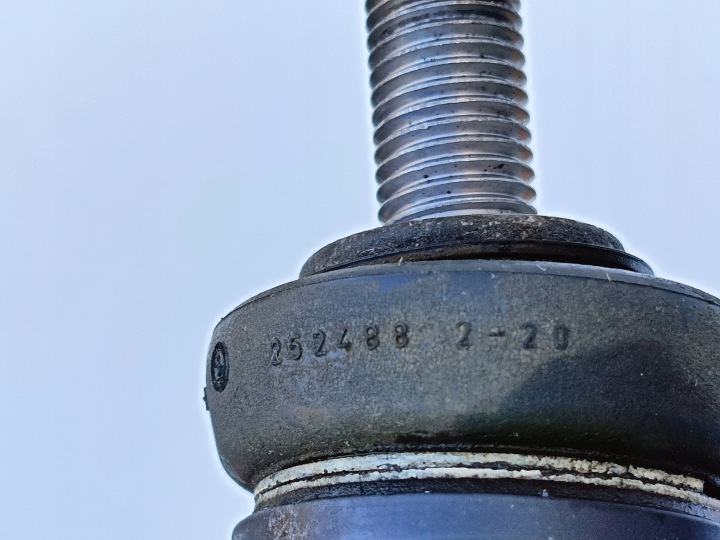 CONNECTEUR STABILISATEUR DROIT ARRIÈRE ARRIÈRE BMW X6 G06 M50I 6882924