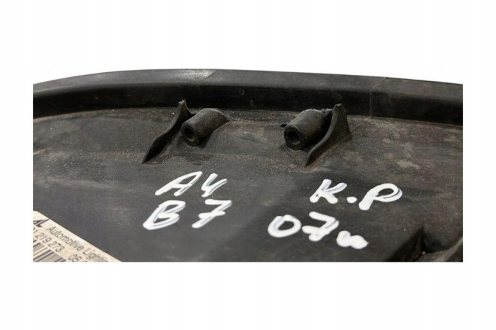 PHARE GAUCHE AVANT AUDI A4 AVANT (8ED, B7) 8E0941003BM 1.97L DIESEL 2006