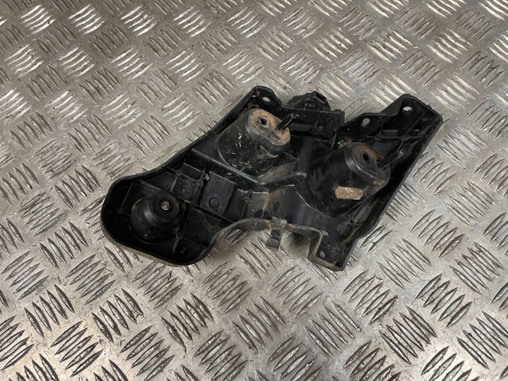 GLISSIÈRE PARE-CHOCS ARRIÈRE ARRIÈRE CÔTÉ GAUCHE RENAULT TALISMAN 850454932R