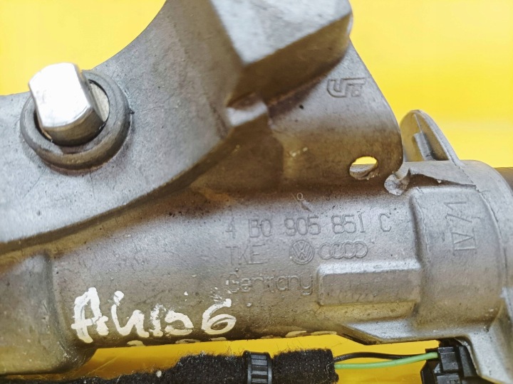 STACYJAK AVEC CLÉ INSERTS AUDI A4 B6 BERLINE 4B0905851C NR78