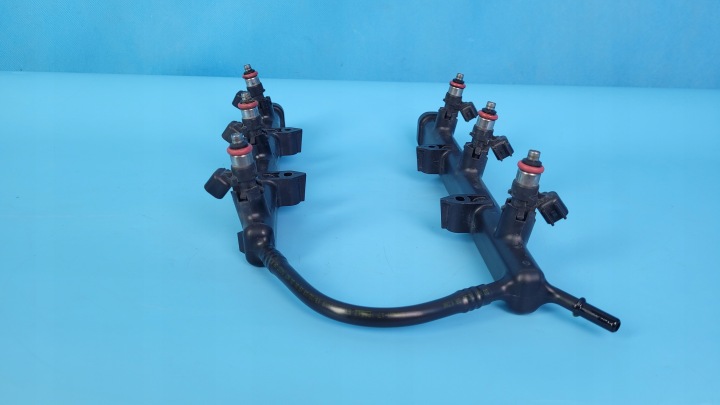 DODGE CHALLENGER SXT 19R 3.6L MOULURE INJECTION 05184079AE INJECTEUR X6
