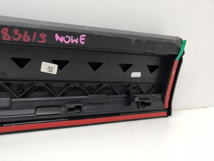 AUDI RSQ8 MOULURE PORTES GAUCHE ARRIÈRE 4M8853969D
