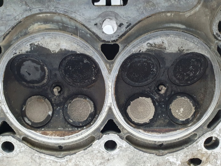 CULASSE PISTONS PEUGEOT 308 1.6 VTI V753354980N