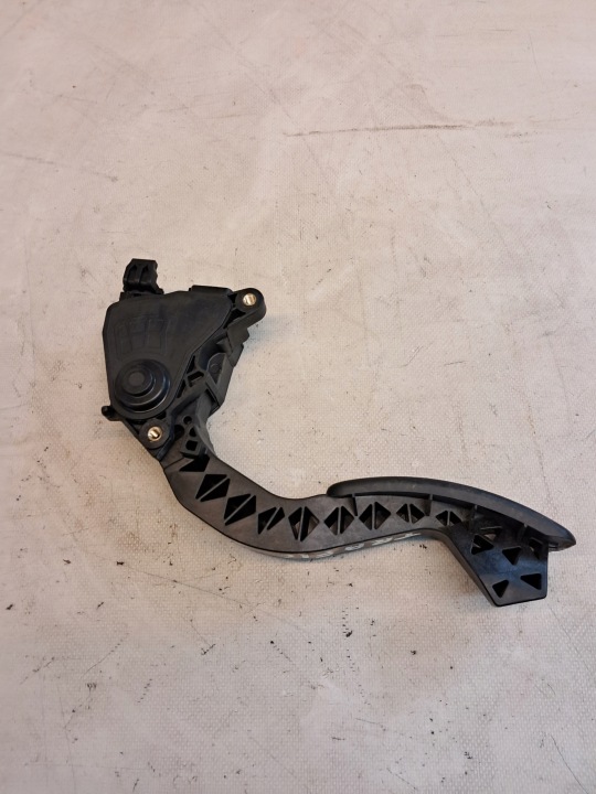 PÉDALE POTENTIOMÈTRE GAZ RENAULT TRAFIC III 2.0 DCI 180026451R 23R