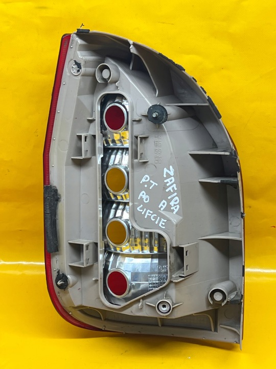 PHARE ARRIÈRE DROITE OPEL ZAFIRA A LIFT 02-05R